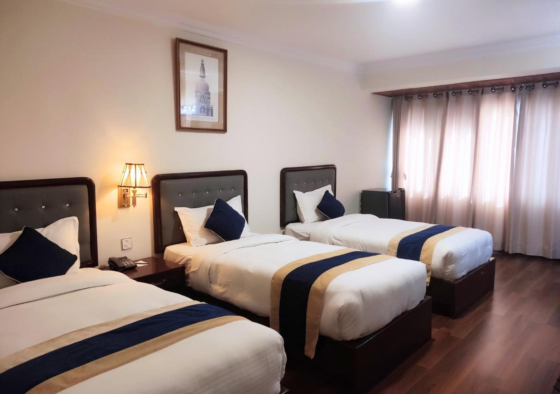 Kathmandu Business Hotel Exterior photo
